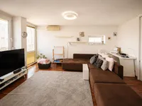 Недвижимость 3-room apartment Bežigrad: 1