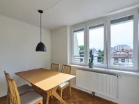 Недвижимость Three-room apartment Bežigrad: 14