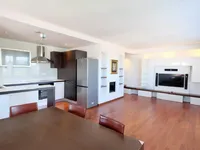 Недвижимость 2.5-room apartment in Bežigrad: 1