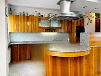 Недвижимость Apartment, 5+ rooms, Bežigrad: 2