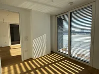 Недвижимость Three-room apartment, Zhidanov quarter: 5