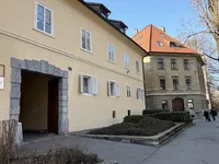 Недвижимость 1.5-room apartment in the center: 1
