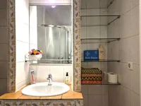 Недвижимость Two-room apartment in the center: 4