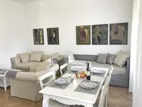 Недвижимость Two-room apartment in the center: 2