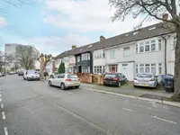 Недвижимость Wesley Avenue, Park Royal: 3