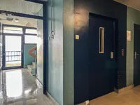 Недвижимость 1-room apartment in the center of Ljubljana: 8