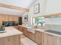 Недвижимость Single house 10 rooms: 9