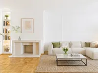 Недвижимость Apartment 4 rooms: 1