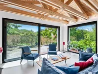 Недвижимость Villa 6 rooms: 4