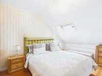 Недвижимость Attic flat 5 rooms: 7