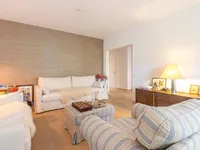 Недвижимость Apartment 4 rooms: 1