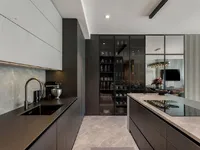 Недвижимость Apartment, 4 rooms, city center: 8