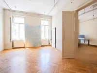 Недвижимость Apartment in the center of Ljubljana: 4
