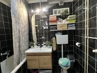 Недвижимость Квартира с двумя комнатами Колезия: 14