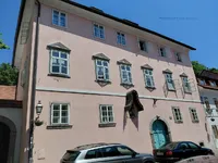 Недвижимость 2.5-room apartment in the center: 2