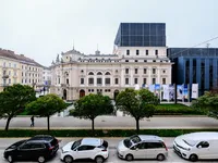 Недвижимость Жилая площадь 4.5 комнаты в центре Любляны: 10