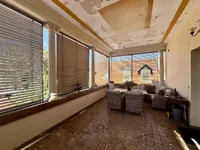 Недвижимость Three-room apartment in the center: 17