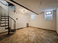 Недвижимость Apartment, 3-bedroom, Center: 6