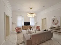 Недвижимость Apartment, 3-bedroom, Center: 19