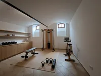 Недвижимость Apartment, 3-bedroom, Center: 25