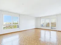 Недвижимость Apartment 6 rooms: 2