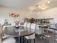 Недвижимость Apartment 5 rooms: 2
