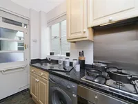 Недвижимость Cheyne Place: 2