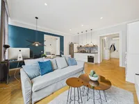 Недвижимость 3-room apartment in the center: 3