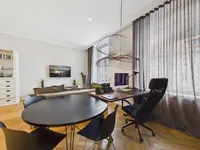 Недвижимость 3-room apartment in the center: 6