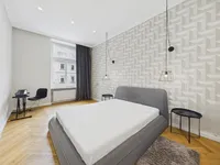 Недвижимость 3-room apartment in the center: 9