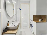 Недвижимость 3-room apartment in the center: 11