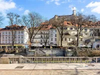 Недвижимость Квартира, 4 комнаты, Старая Льбляна: 1