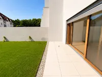 Недвижимость House with a terrace on Dolgy Most: 14
