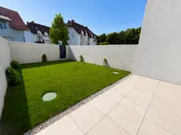 Недвижимость House with a terrace on Dolgy Most: 15