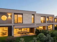 Недвижимость Bifamiliar house 6 rooms: 1