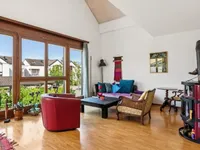 Недвижимость Apartment 5 rooms: 4