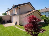 Недвижимость Single house 4 rooms: 1