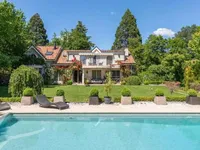 Недвижимость Single house 10 rooms: 1