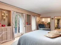 Недвижимость Single house 10 rooms: 8
