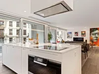 Недвижимость Apartment 5 rooms: 10