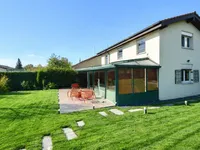 Недвижимость Single house 6 rooms: 1