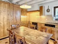 Недвижимость Single house 6 rooms: 3