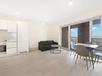 Недвижимость Tabbard Apartment, East Acton Lane: 7