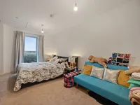 Недвижимость East Acton Lane, London, 7: 2