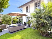 Недвижимость Single house 6 rooms: 1