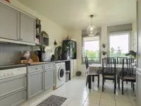 Недвижимость Apartment 6 rooms: 3