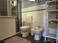 Недвижимость Четырехкомнатная в Центре: 8