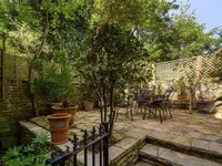 Недвижимость Finborough Road: 4