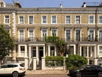 Недвижимость Finborough Road: 14