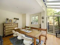 Недвижимость Finborough Road: 26